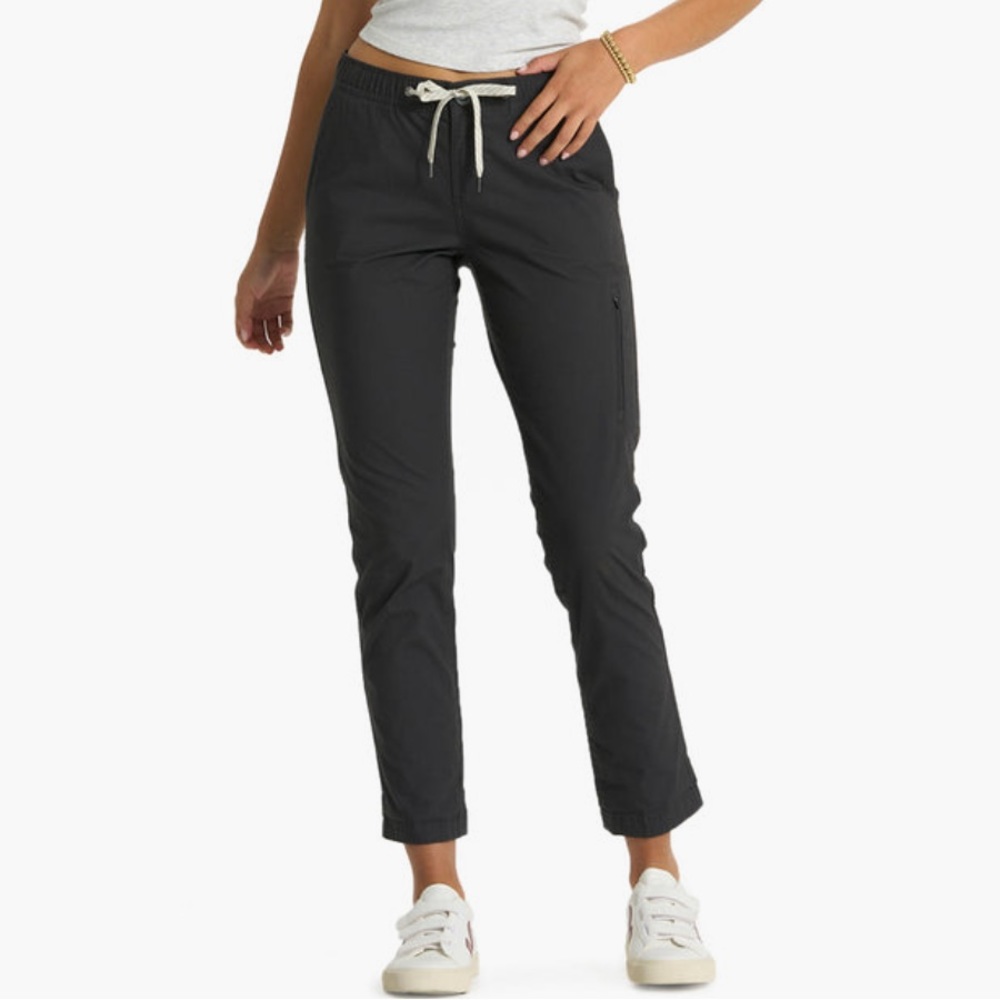 Vuori Womens Ripstop Pant - great used condition